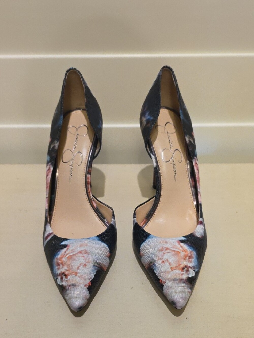 Jessica Simpson Black Floral Pointed-Toe Pumps - Picture 2 of 3